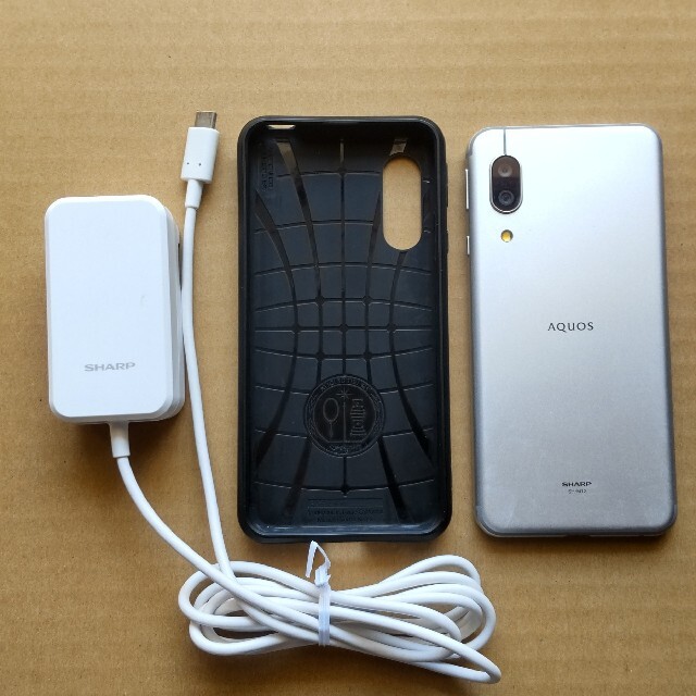 SHARP(シャープ)のシムフリースマホ AQUOS sense3 SH-M12  スマホ/家電/カメラのスマートフォン/携帯電話(スマートフォン本体)の商品写真