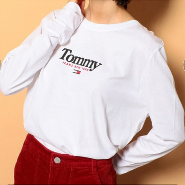 TOMMY(トミー)のTOMMY JEANS Tシャツ (長袖) レディースのトップス(Tシャツ(長袖/七分))の商品写真