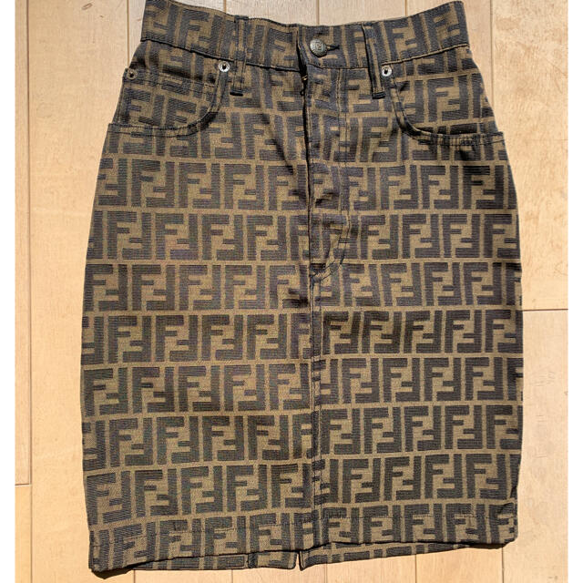 なら様用 FENDI フェンディ ズッカ スカート 38 正規品 全日本送料無料