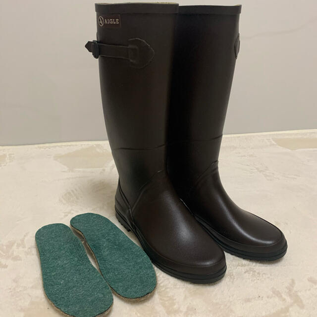 AIGLE(エーグル)のAIGLE  シャンタベルラバーブーツ　ブラウン　37サイズ レディースの靴/シューズ(レインブーツ/長靴)の商品写真