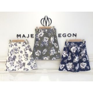 マジェスティックレゴン(MAJESTIC LEGON)のマジェ♡花柄台形スカート(ミニスカート)