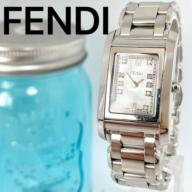 売れ筋介護用品も！ FENDI - 118 フェンディ時計　レディース腕時計　新品電池　10Pダイヤ　ホワイトシェル 腕時計