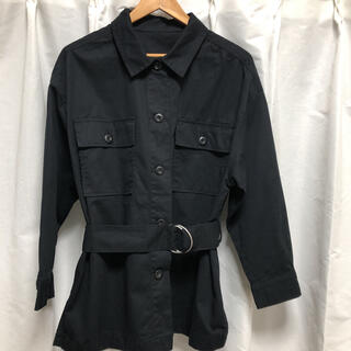 ブラック　オーバーサイズな短めコートジャケット(スプリングコート)