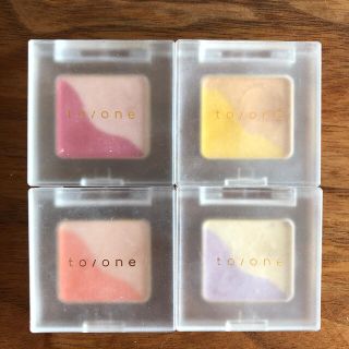 コスメキッチン(Cosme Kitchen)のtoone/ペダルアイシャドウ 4色セット(アイシャドウ)