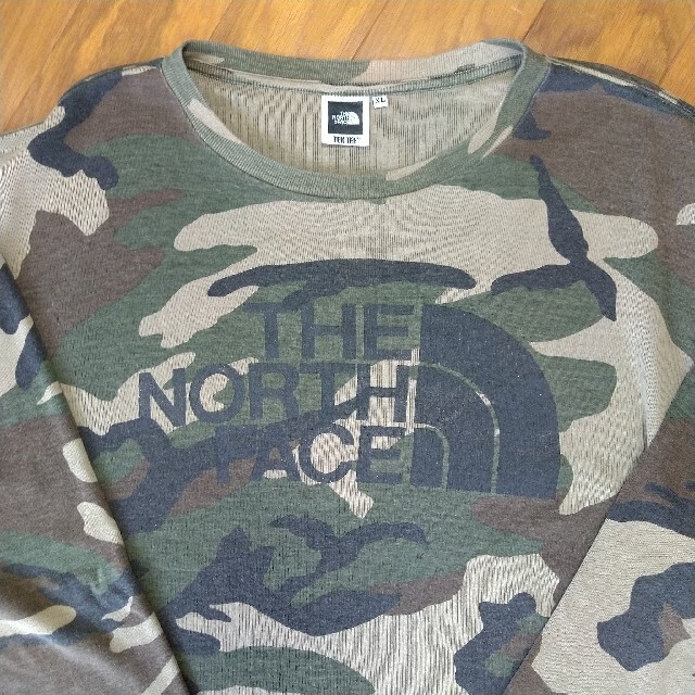 THE NORTH FACE(ザノースフェイス)のノースフェイス ロンT カモフラ メンズのトップス(Tシャツ/カットソー(七分/長袖))の商品写真