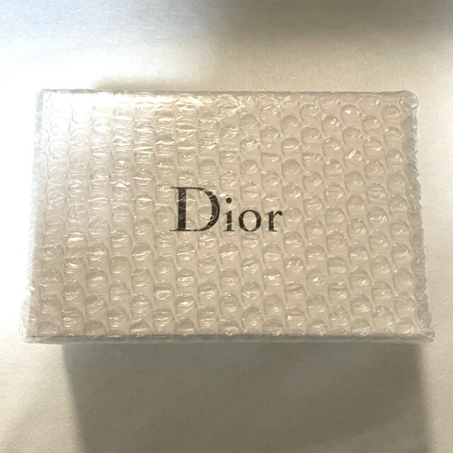 Christian Dior(クリスチャンディオール)のDior ミス ディオール ブルーミングEDT ピンクポーチセット コスメ/美容のキット/セット(サンプル/トライアルキット)の商品写真