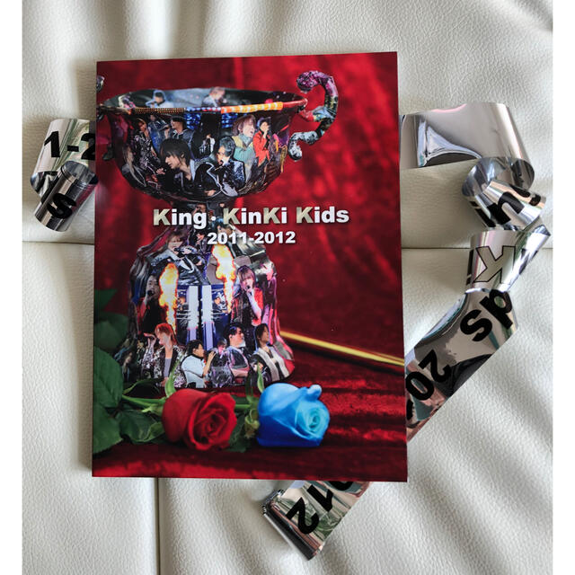 KinKi Kids(キンキキッズ)のKing・KinKi　Kids　2011-2012（DVD初回仕様） DVD エンタメ/ホビーのDVD/ブルーレイ(アイドル)の商品写真