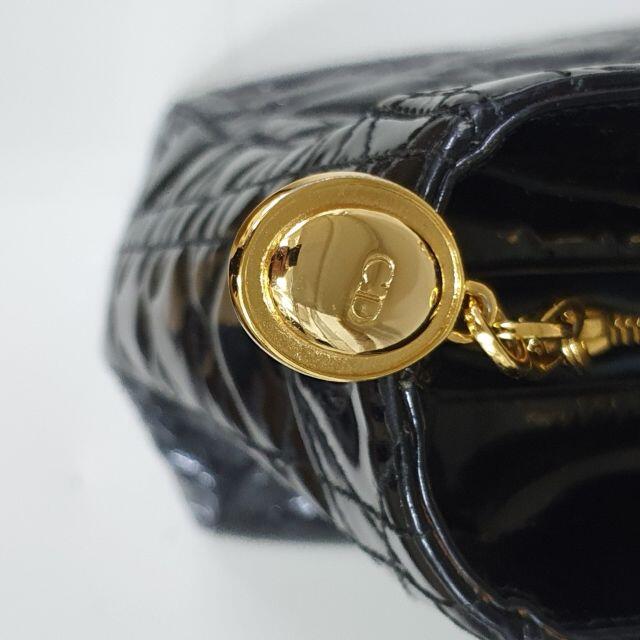 Christian Dior(クリスチャンディオール)のChristian Dior　レディ　カナージュハンドバッグ黒パテントレザー レディースのバッグ(トートバッグ)の商品写真