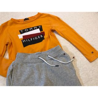 トミーヒルフィガー(TOMMY HILFIGER)のトミーフィルフィガー キッズ ロンT スウェット パンツ 110センチ セット(Tシャツ/カットソー)