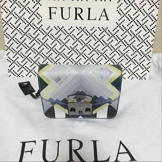 フルラ(Furla)のフルラ 激レア 新品 メトロポリス(ショルダーバッグ)