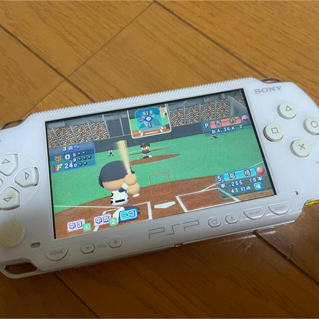 PlayStation Portable(プレイステーションポータブル)のLee様専用　プレーステーションポータブル エンタメ/ホビーのゲームソフト/ゲーム機本体(家庭用ゲーム機本体)の商品写真