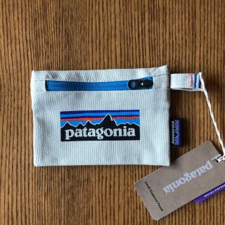 パタゴニア(patagonia)のパタゴニア　コインケース　財布　ポーチ　新品(コインケース/小銭入れ)