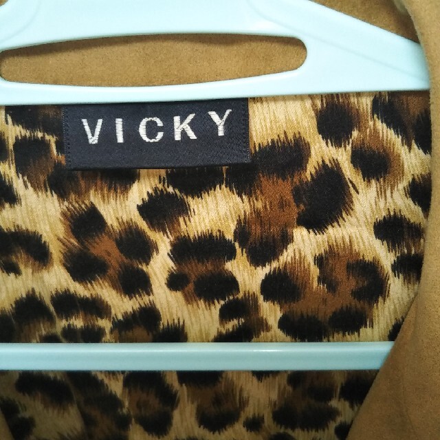 VICKY(ビッキー)のVICKY　ビッキー　コート　アウター　美品 レディースのジャケット/アウター(トレンチコート)の商品写真