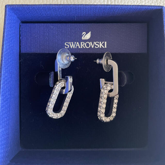 SWAROVSKI　ピアス