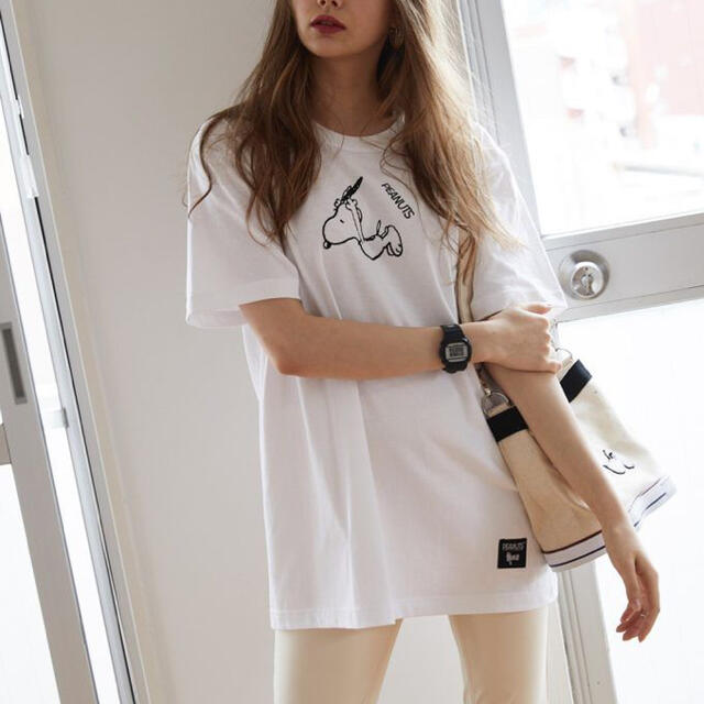 Juemi SNOOPY DIVE TEE レディースのトップス(Tシャツ(半袖/袖なし))の商品写真