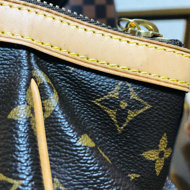 LOUIS VUITTON(ルイヴィトン)のルイヴィトン モノグラム ティヴォリ PM レディースのバッグ(ハンドバッグ)の商品写真