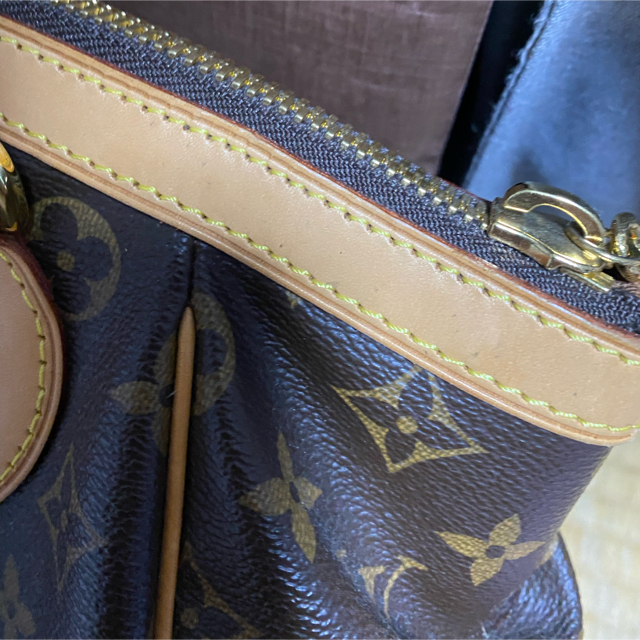 LOUIS VUITTON(ルイヴィトン)のルイヴィトン モノグラム ティヴォリ PM レディースのバッグ(ハンドバッグ)の商品写真