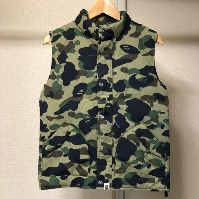 A BATHING APE - エイプ カモフラ ダウンベストの通販 by jacobs's ...