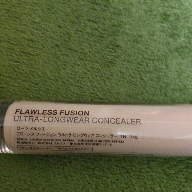 laura mercier(ローラメルシエ)のローラメルシエ　　コンシーラ コスメ/美容のベースメイク/化粧品(コンシーラー)の商品写真