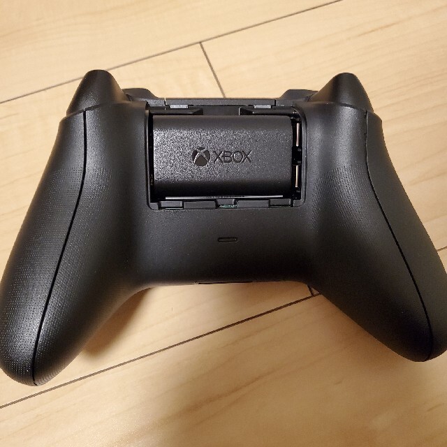 Xbox(エックスボックス)のXBOX SERIES X 中古品 エンタメ/ホビーのゲームソフト/ゲーム機本体(家庭用ゲーム機本体)の商品写真