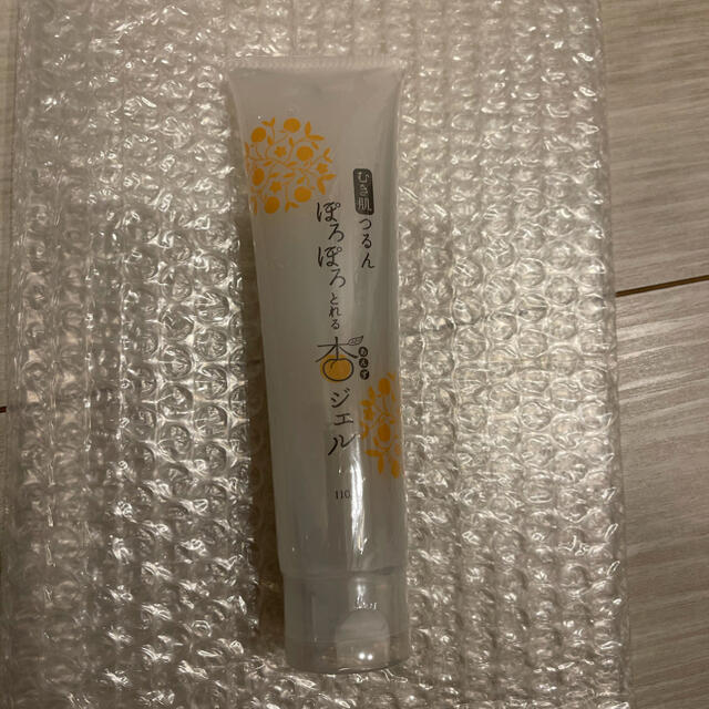 ぽろぽろとれる杏ジェル コスメ/美容のスキンケア/基礎化粧品(ゴマージュ/ピーリング)の商品写真