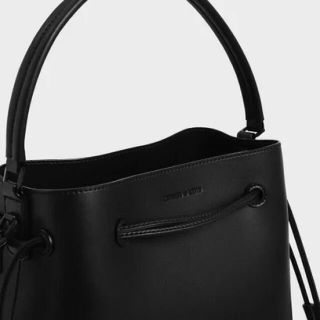 チャールズアンドキース(Charles and Keith)のCHARLES&KEITH バック(ハンドバッグ)