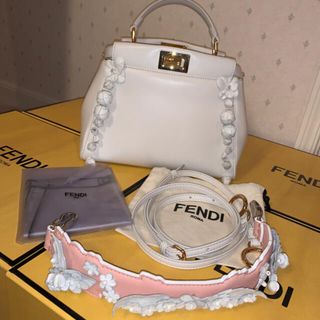 フェンディ(FENDI)のフェンディ   ピーカブーミニ(ハンドバッグ)