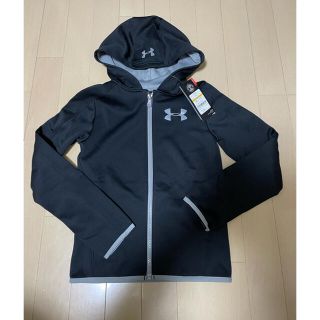 アンダーアーマー(UNDER ARMOUR)の☆新品　アンダーアーマー　パーカー　125 130 135 黒×グレー☆(ジャケット/上着)