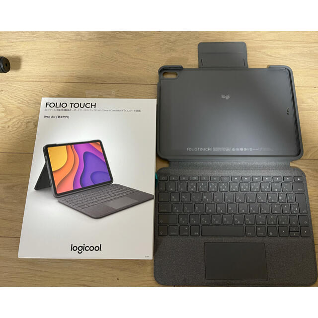 【美品】iPad air4 専用 logicool FOLIO TOUCH