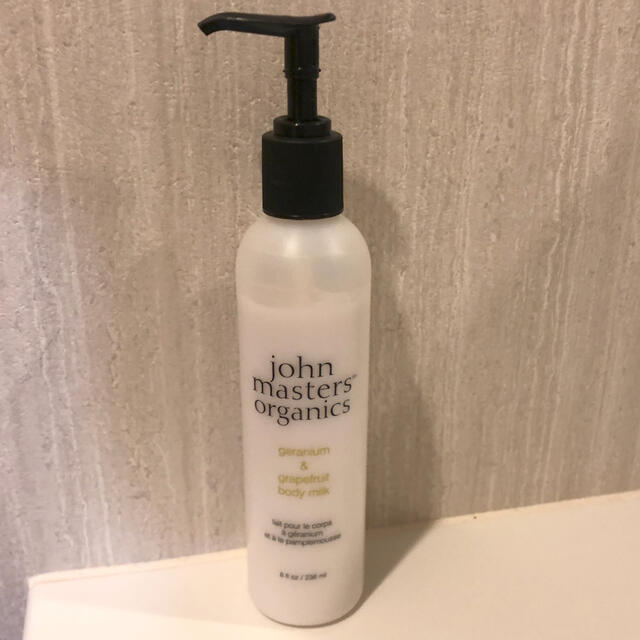 John Masters Organics(ジョンマスターオーガニック)の凪ちゃんです。様専用 コスメ/美容のボディケア(ボディローション/ミルク)の商品写真