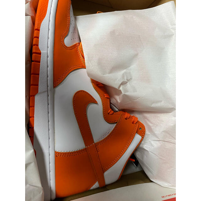 NIKE(ナイキ)のNIKE DUNK HIGH RETRO Orange Blaze 28.5cm メンズの靴/シューズ(スニーカー)の商品写真