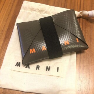 マルニ(Marni)の【美品】MARNI カードケース 名刺入れ(名刺入れ/定期入れ)