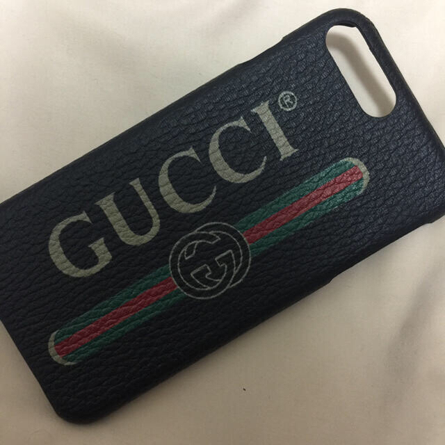 Gucci(グッチ)のGUCCI スマホケース iPhoneケースiPhoneカバーヴィーンテージロゴ スマホ/家電/カメラのスマホアクセサリー(モバイルケース/カバー)の商品写真