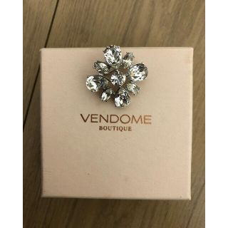 ヴァンドームアオヤマ(Vendome Aoyama)のＶＥＮＤＯＭＥ　ブローチ(ブローチ/コサージュ)