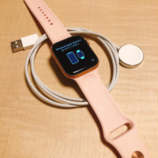 Apple Watch(アップルウォッチ)のアップルウォッチ4 メンズの時計(腕時計(デジタル))の商品写真