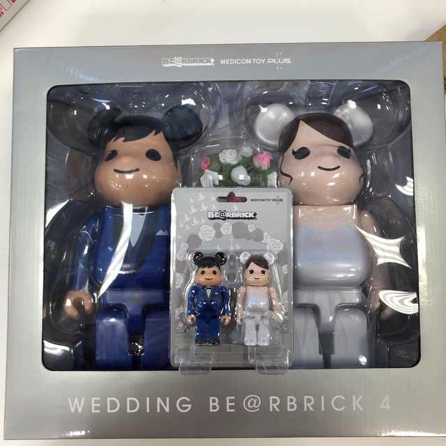 BE@RBRICK グリーティング結婚 4 PLUS 400・100％セット