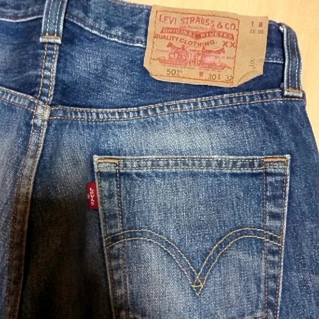 Levi's(リーバイス)の⑩ リーバイス 501 W30 ダメージ デニム ジーンズ ジーパン メンズのパンツ(デニム/ジーンズ)の商品写真