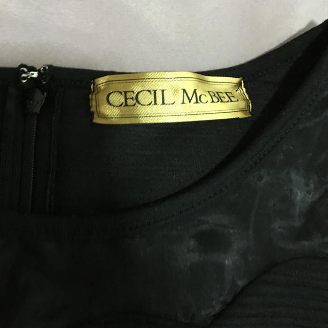 CECIL McBEE(セシルマクビー)の美品 セシルマクビー ワンピース 黒 レディースのワンピース(ミニワンピース)の商品写真