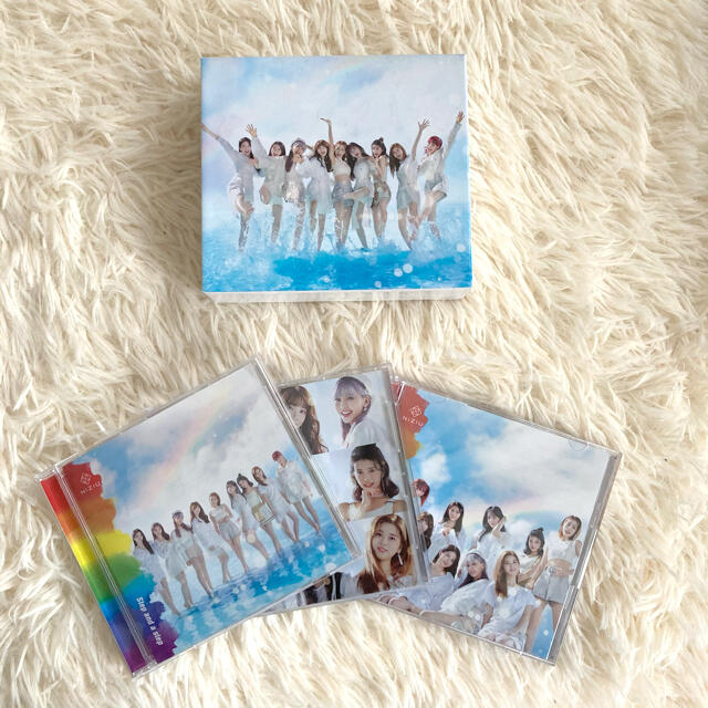 SONY(ソニー)のNiziU Step and a step 初回限定 通常盤 CD 🌈 エンタメ/ホビーのCD(ポップス/ロック(邦楽))の商品写真