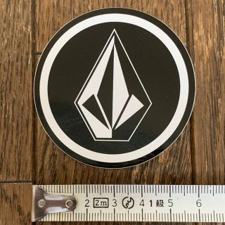 ボルコム(volcom)のラスト1枚！　Volcom ボルコム　正規　防水　ビニール　ステッカー(スケートボード)