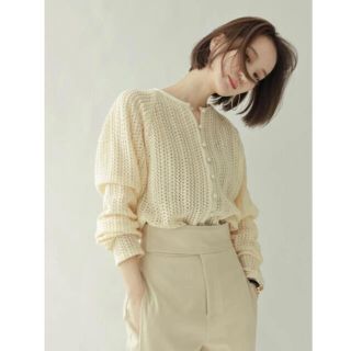 トゥモローランド(TOMORROWLAND)のlouren front button lace cardigan ローレン(カーディガン)