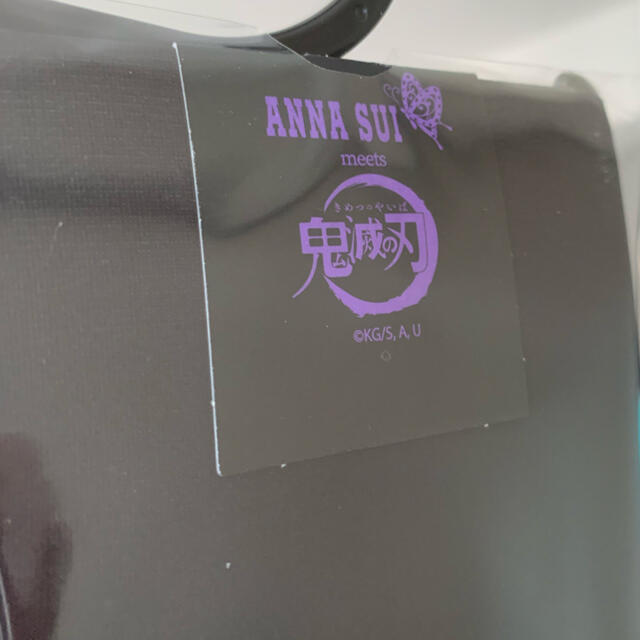ANNA SUI(アナスイ)の鬼滅の刃✖️ANNA SUI コラボ　バタフライ柄25D シアータイツ　ブラック レディースのレッグウェア(タイツ/ストッキング)の商品写真