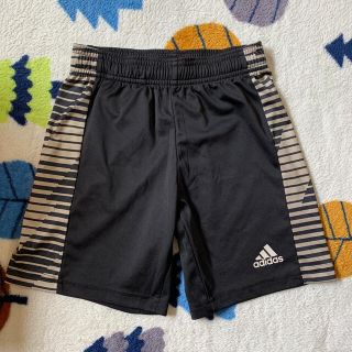 アディダス(adidas)のアディダスキッズ　ハーフパンツ(パンツ/スパッツ)