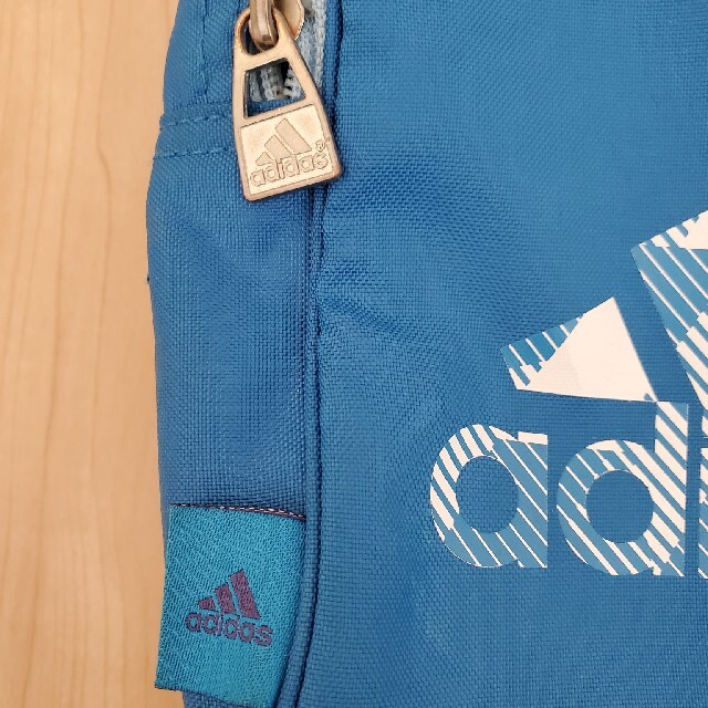 adidas(アディダス)のadidas　シューズケース キッズ/ベビー/マタニティのこども用バッグ(シューズバッグ)の商品写真