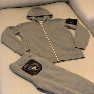 モンクレール(MONCLER)の正規品　新品未使用MONCLER(モンクレール) セットアップ14aグレー(パーカー)