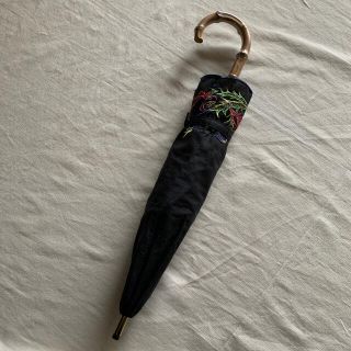 Vivienne Westwood レディース日傘 黒刺繍 折りたたみ