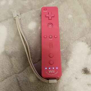 ウィー(Wii)の最終値下げ Wii Wiiリモコン ピンク(家庭用ゲーム機本体)