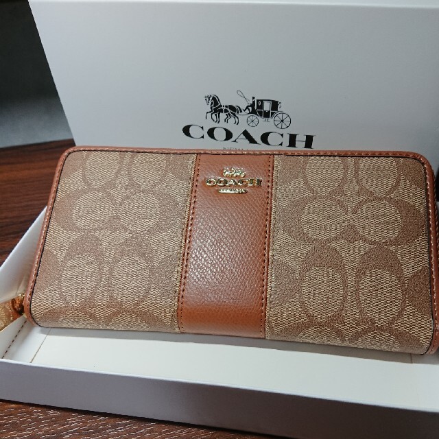 新品・未使用 COACH シグネチャー ストライプ ラウンドジップ 長財布