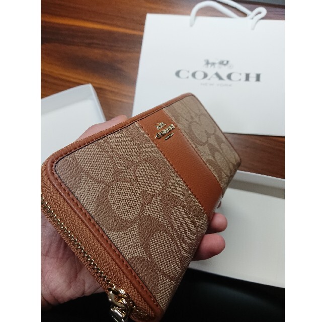 COACH コーチ 新品 未使用 シグネチャー ラウンドジップ 長財布