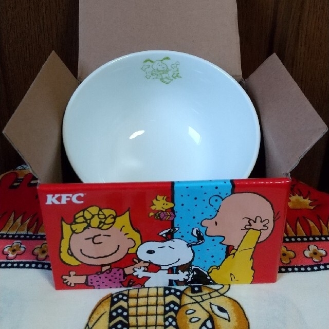 SNOOPY(スヌーピー)のKFC PEANUTS スタッキングボウル インテリア/住まい/日用品のキッチン/食器(食器)の商品写真